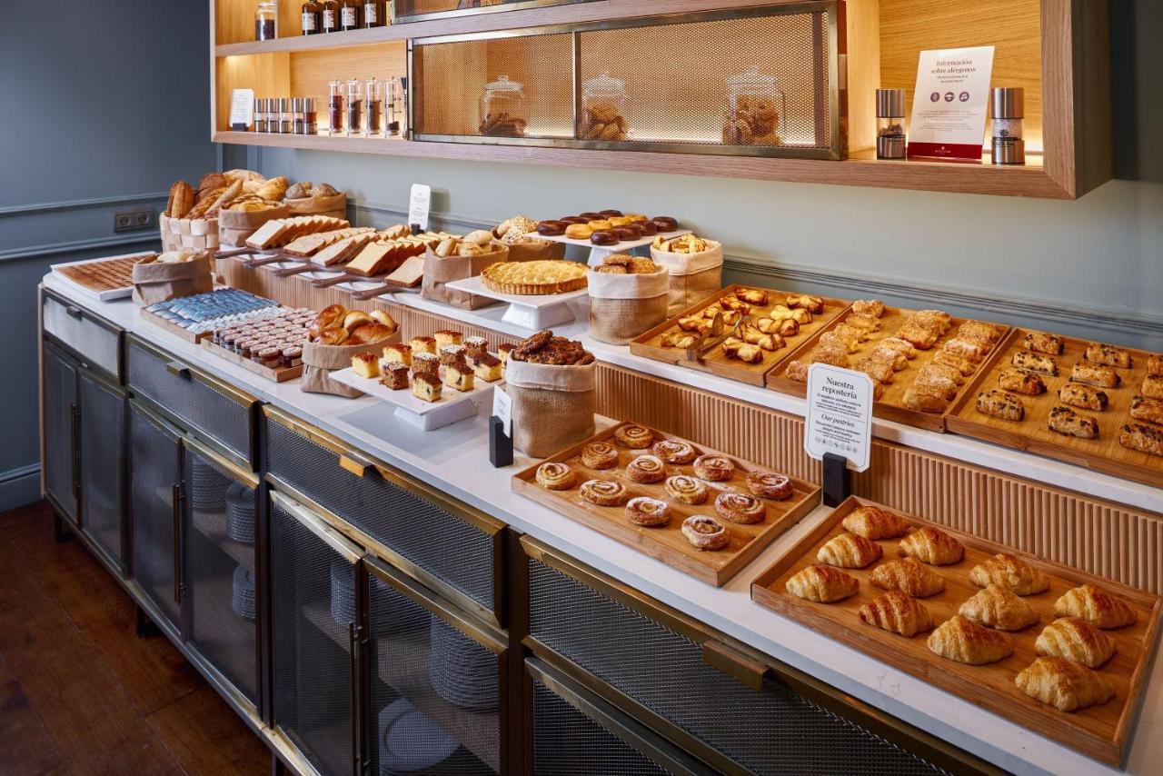 Palacio De Aviles Affiliated By Melia Exteriör bild Bakery