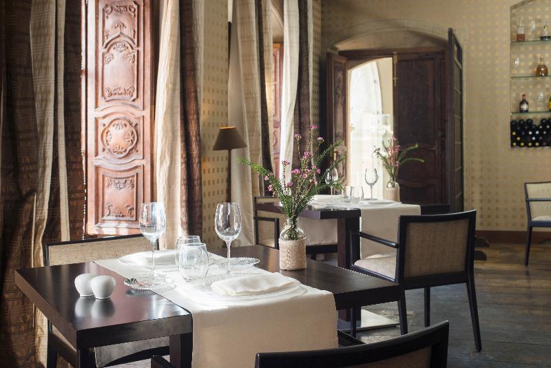 Palacio De Aviles Affiliated By Melia Exteriör bild Restaurant "La Perruche"