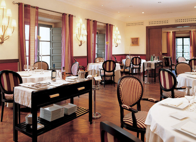 Palacio De Aviles Affiliated By Melia Restaurang bild Restaurant